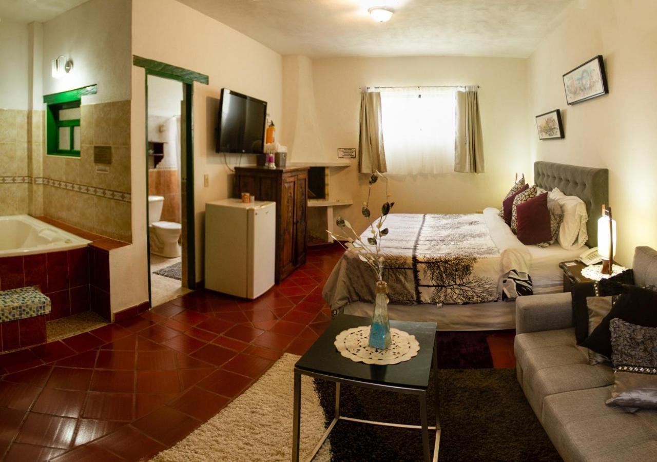 Hotel Bahia Olivo Boutique & Spa Вилья-де-Лейва Экстерьер фото
